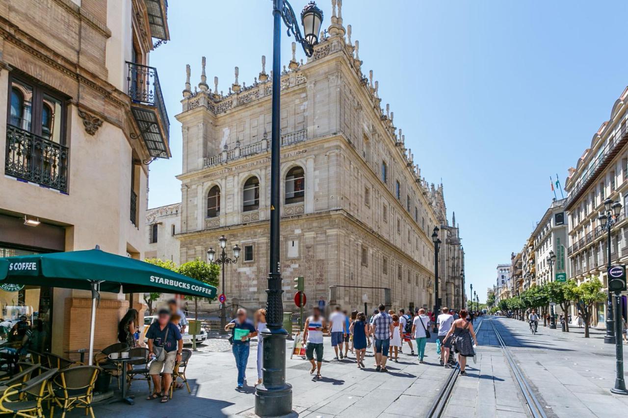 Apartamentos Catedral Sevilla Exteriör bild